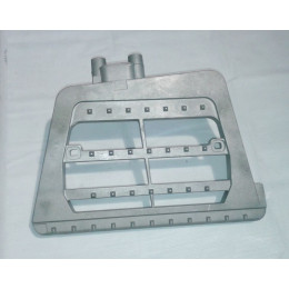 SUPPORT MARCHE PIED GAUCHE ALU  DAF CF   1366253,  1368836, 1638480